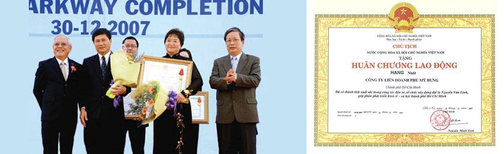 Phú Mỹ Hưng nhận huân chương lao động 2007