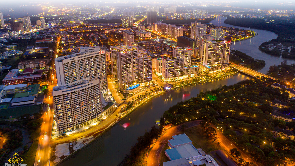 Dẫn đầu trong danh sách “bộ sưu tập dành cho tinh hoa” của Phú Mỹ Hưng năm 2021 là The Peak thuộc khu phức hợp Midtown. Dự án Midtown có hơn 2.400 căn và 90% trong số đó đã được tiêu thụ.