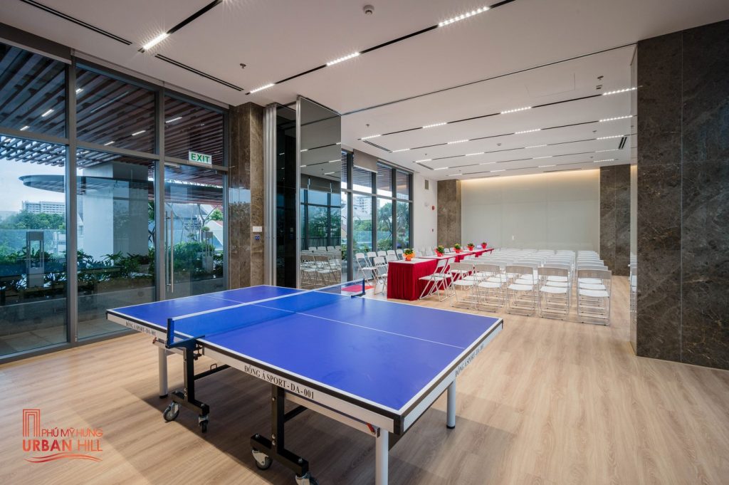 Phòng đa chức năng được thiết kế linh hoạt mục đích sử dụng. Cư dân có thể vui chơi cùng bóng bàn, yoga hoặc tổ chức các buổi tiệc gia đình tại đây