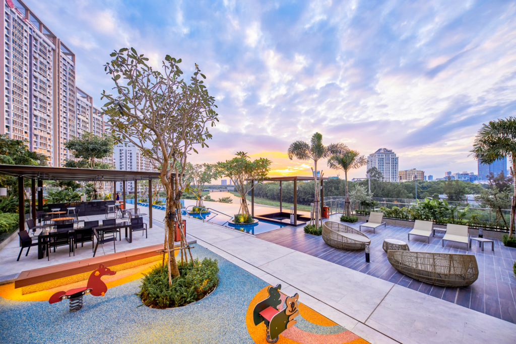Hồ bơi vô cực Midtown The Peak