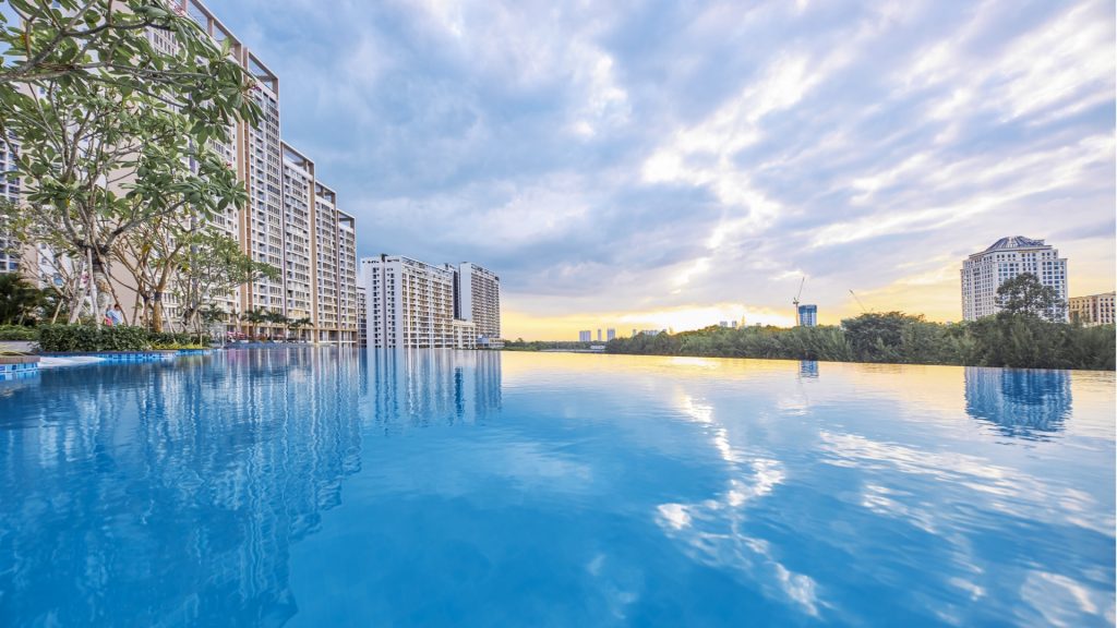 Khu hồ bơi vô cực tại Midtown The Peak